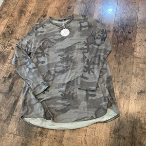 Long sleeve womens XL tunic top